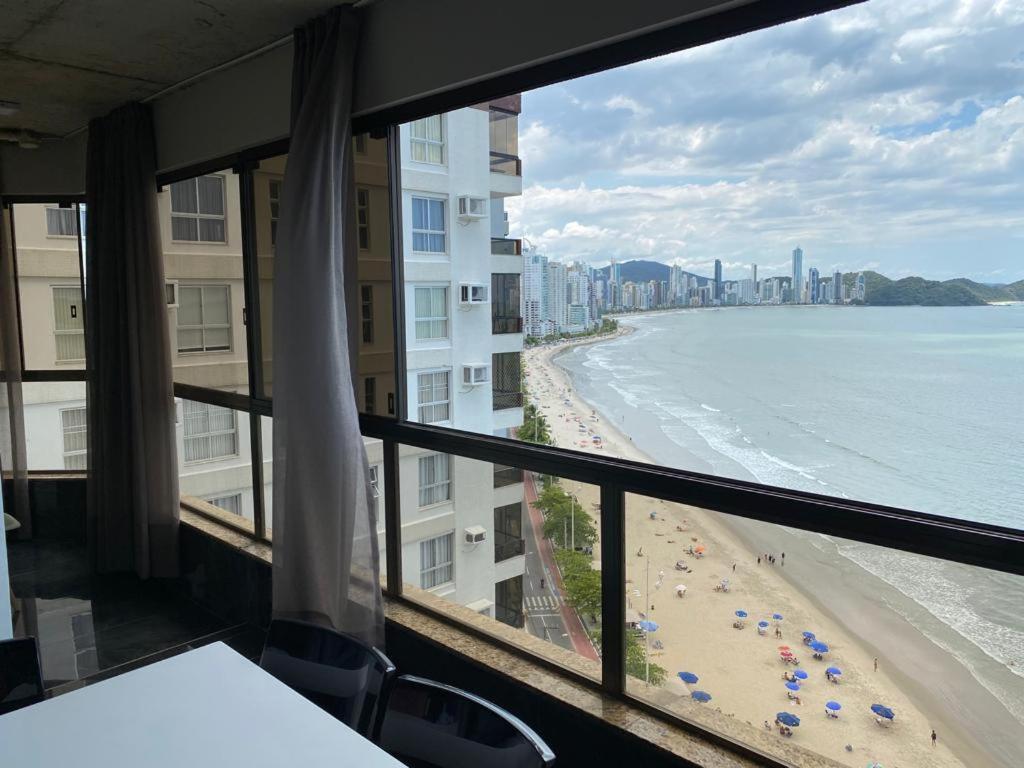 4 Quartos Beira Mar Apartamento Balneario Camboriu