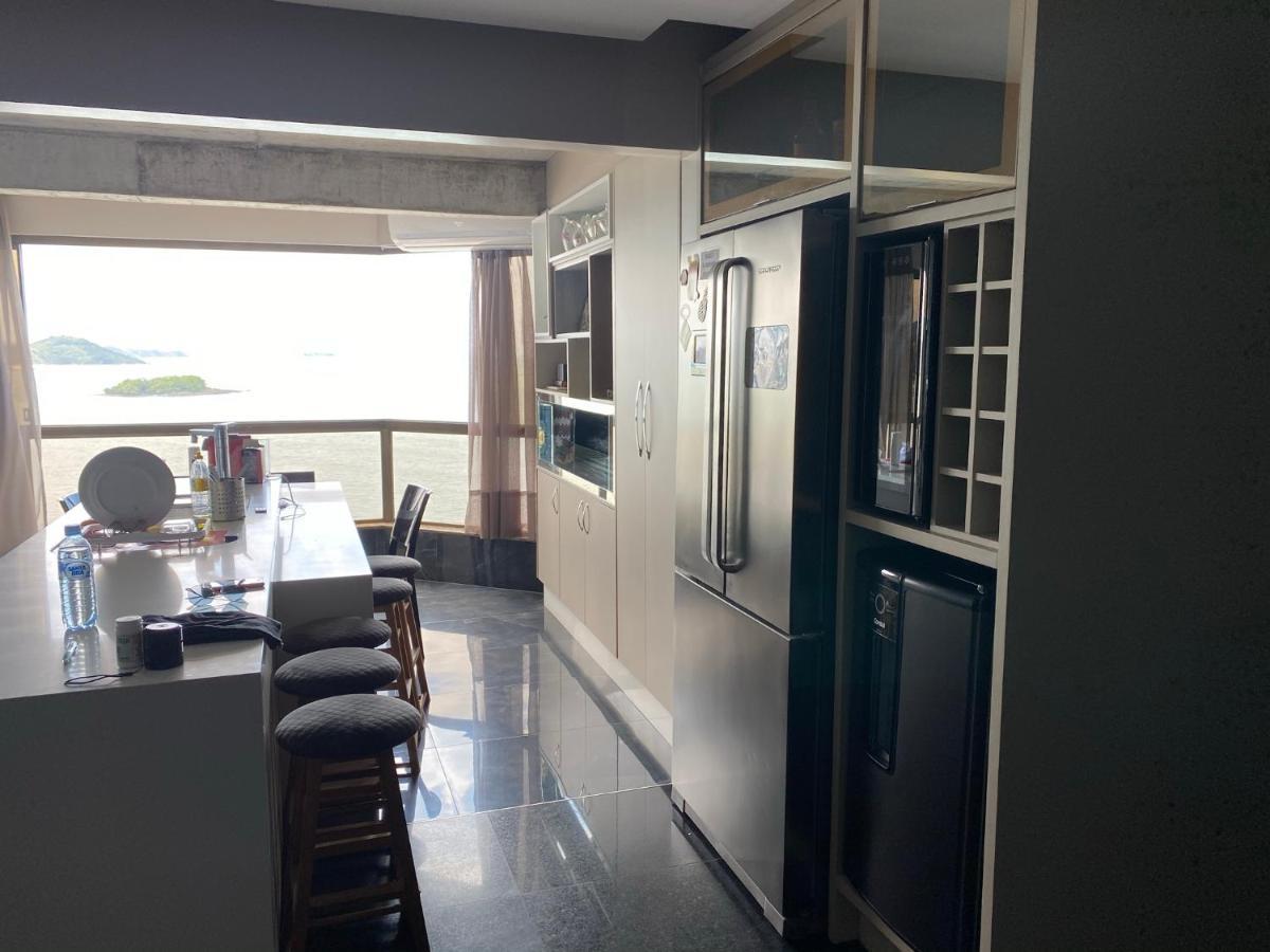Apartamento 4 Quartos Beira Mar